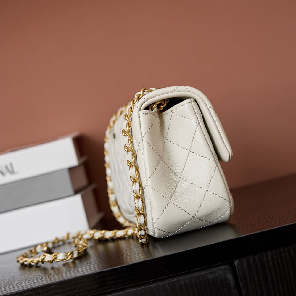CHANEL Mini Flap Bag(HIGH-END GRADE)