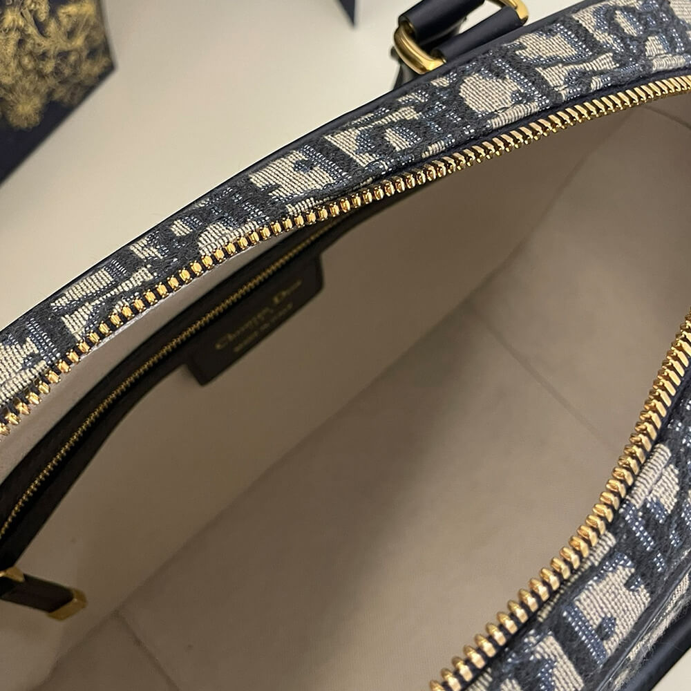 Large D-Vibe Bowling Bag