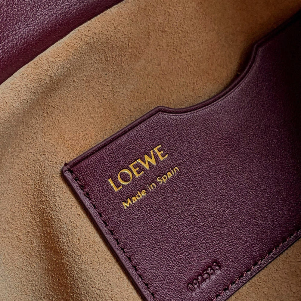 Loewe Medium Ola bag in smooth calfskin(HIGH-END GRADE)