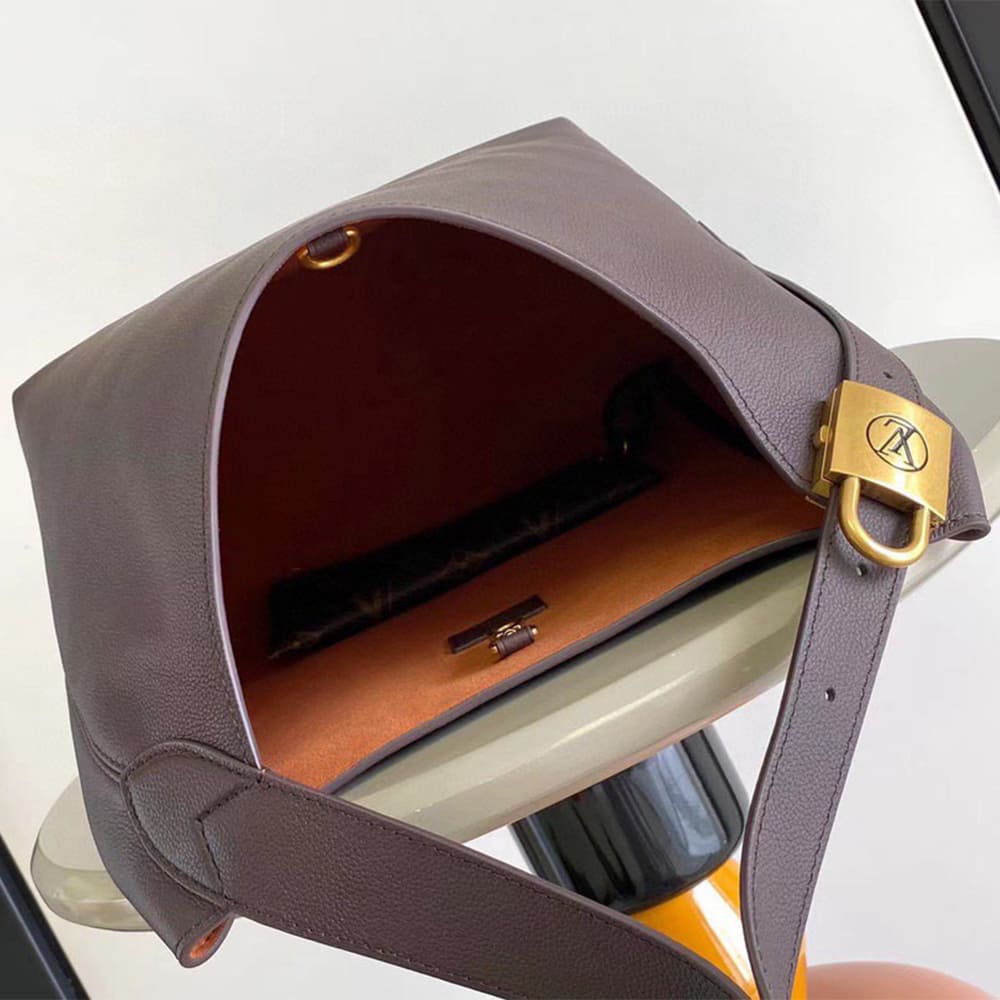 LV Low Key Hobo MM(HIGH-END GRADE)