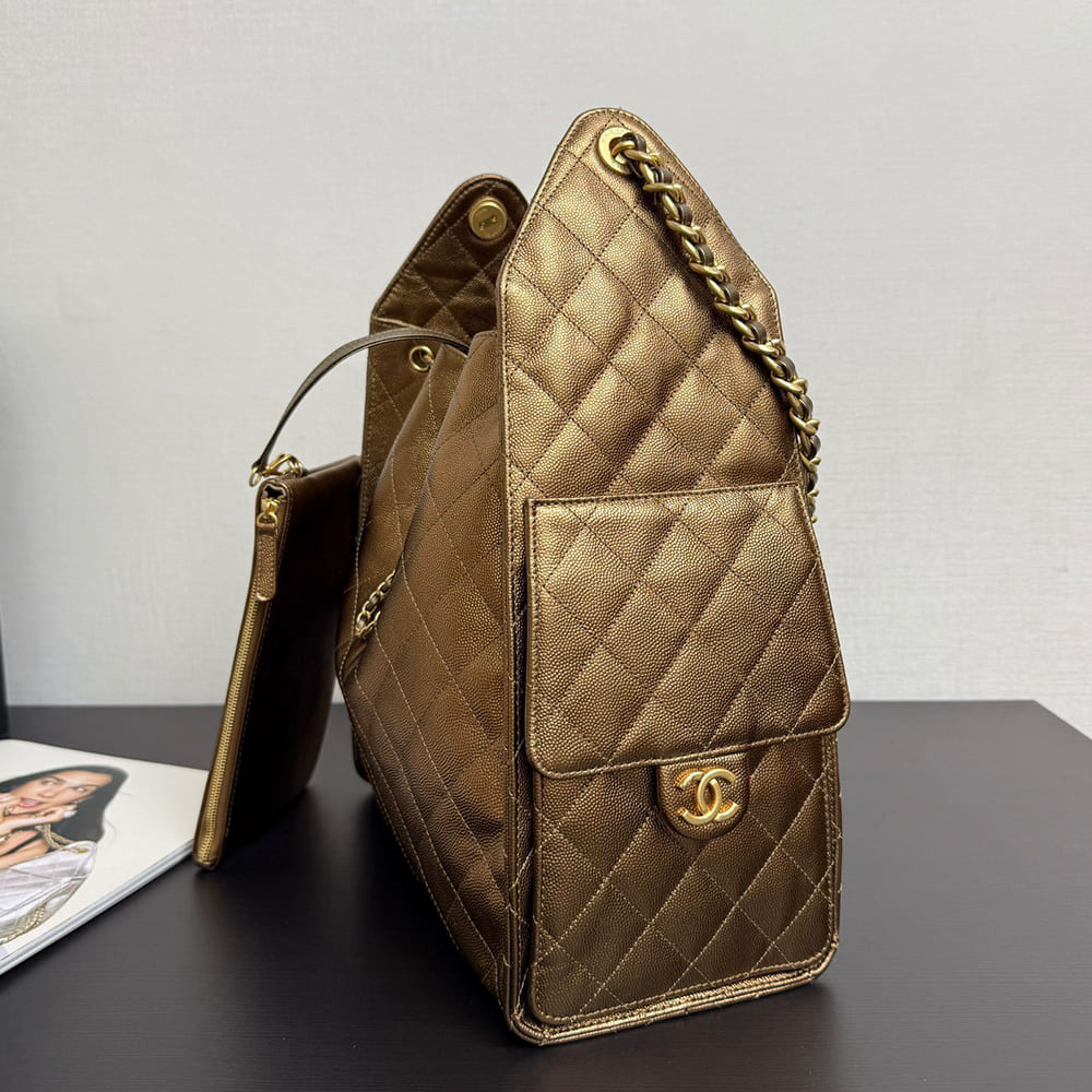 CHANEL 25 Medium Handbag(high-end grade)