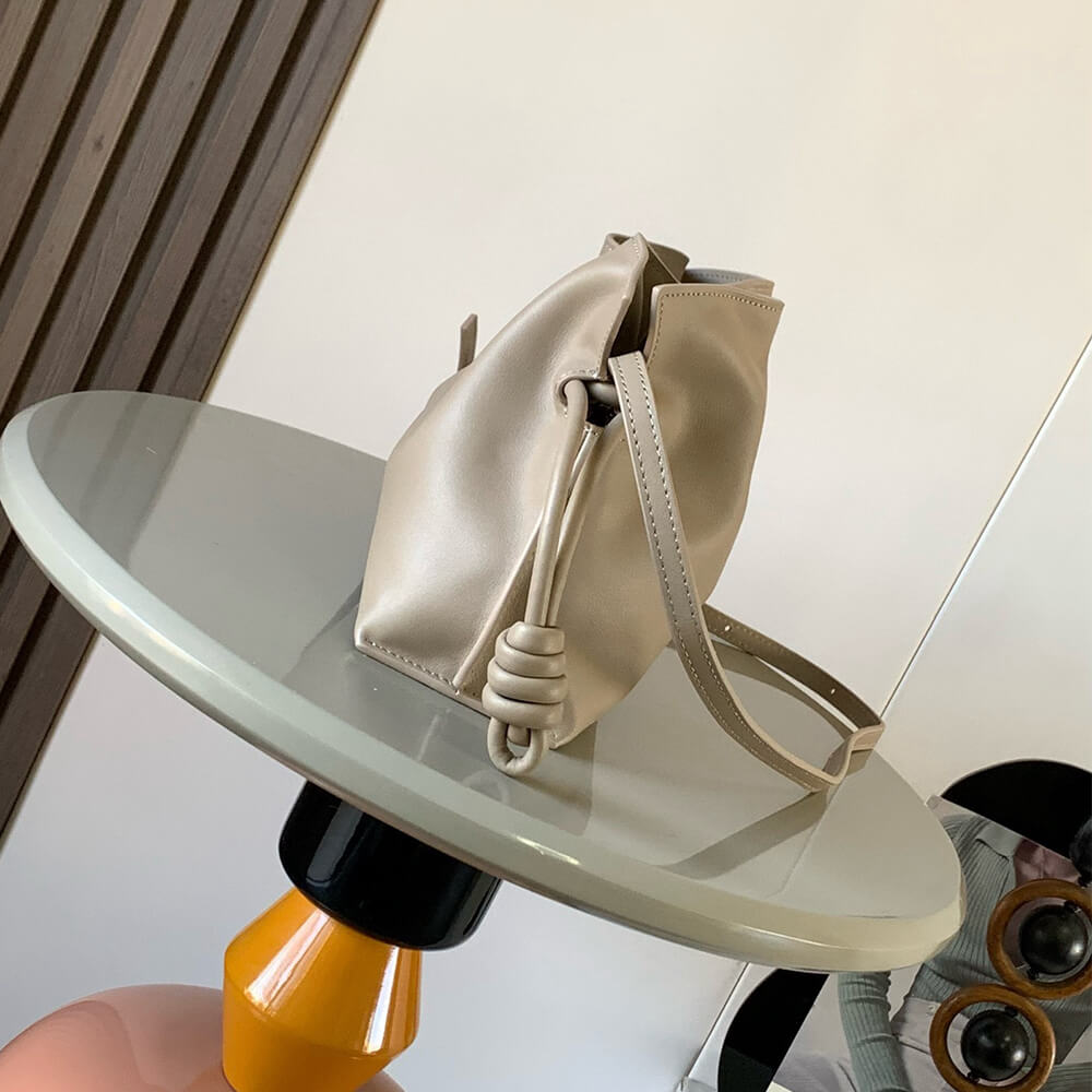 Loewe Mini Flamenco clutch in nappa calfskin(HIGH-END GRADE)