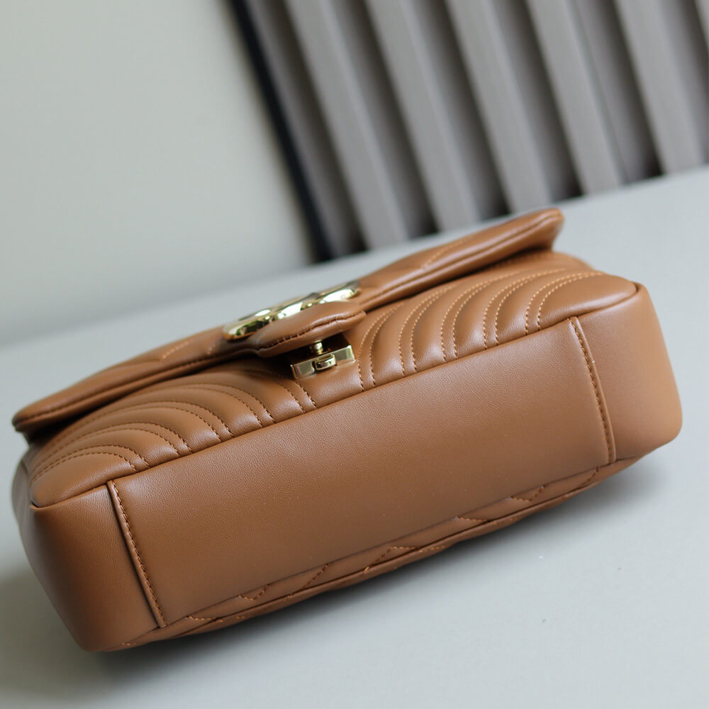 NEW GG Marmont medium shoulder bag