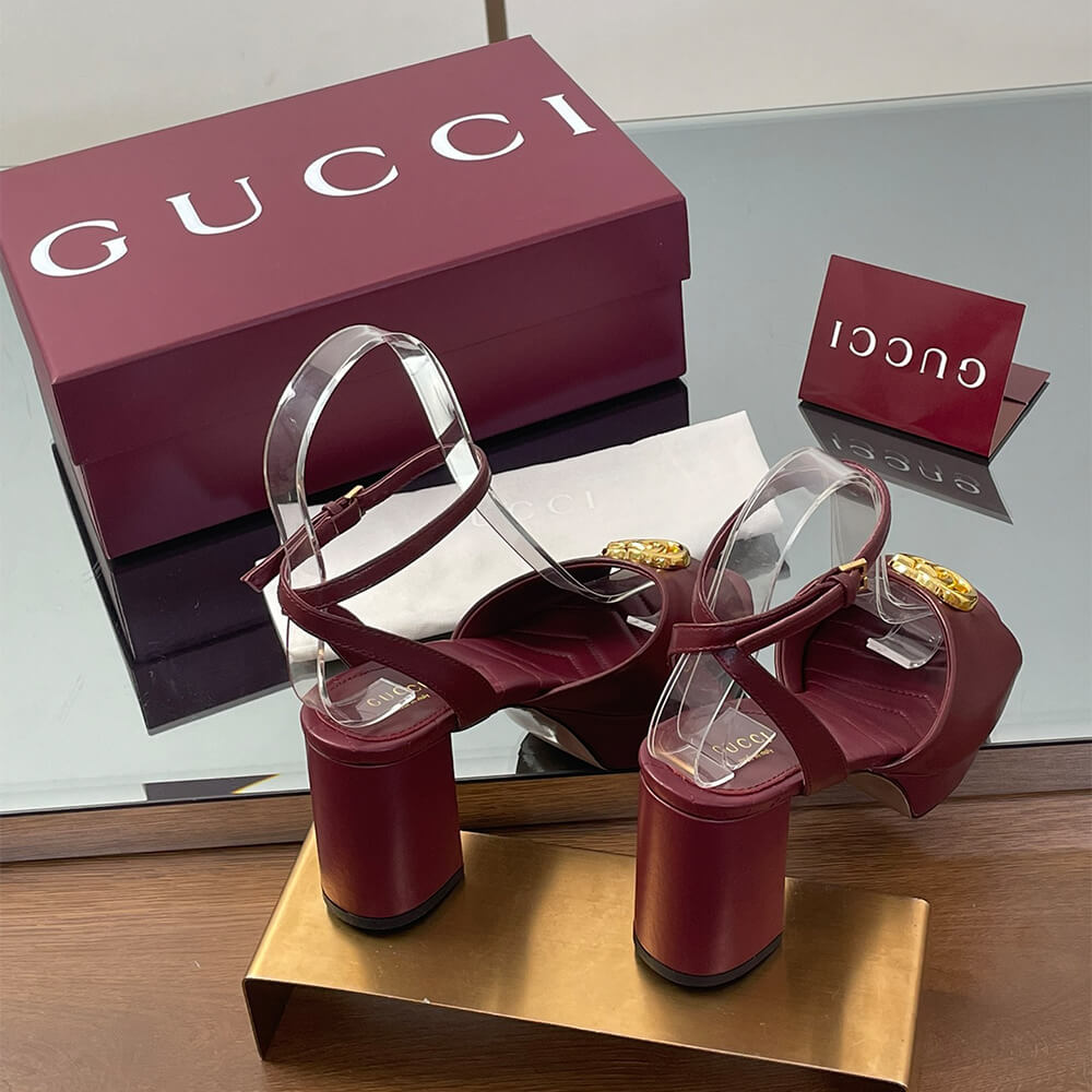 GUCCI Women s platform sandal with Double G