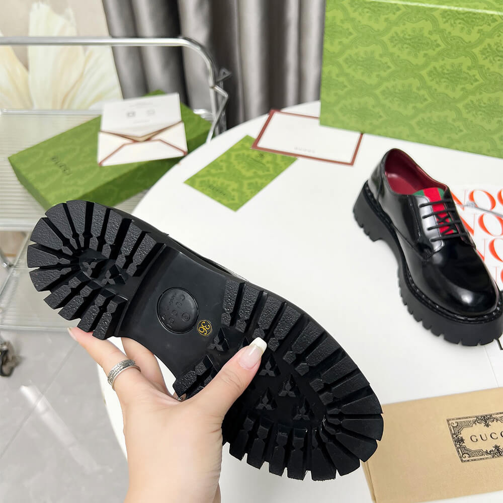 Gucci Women s lace-up with Web