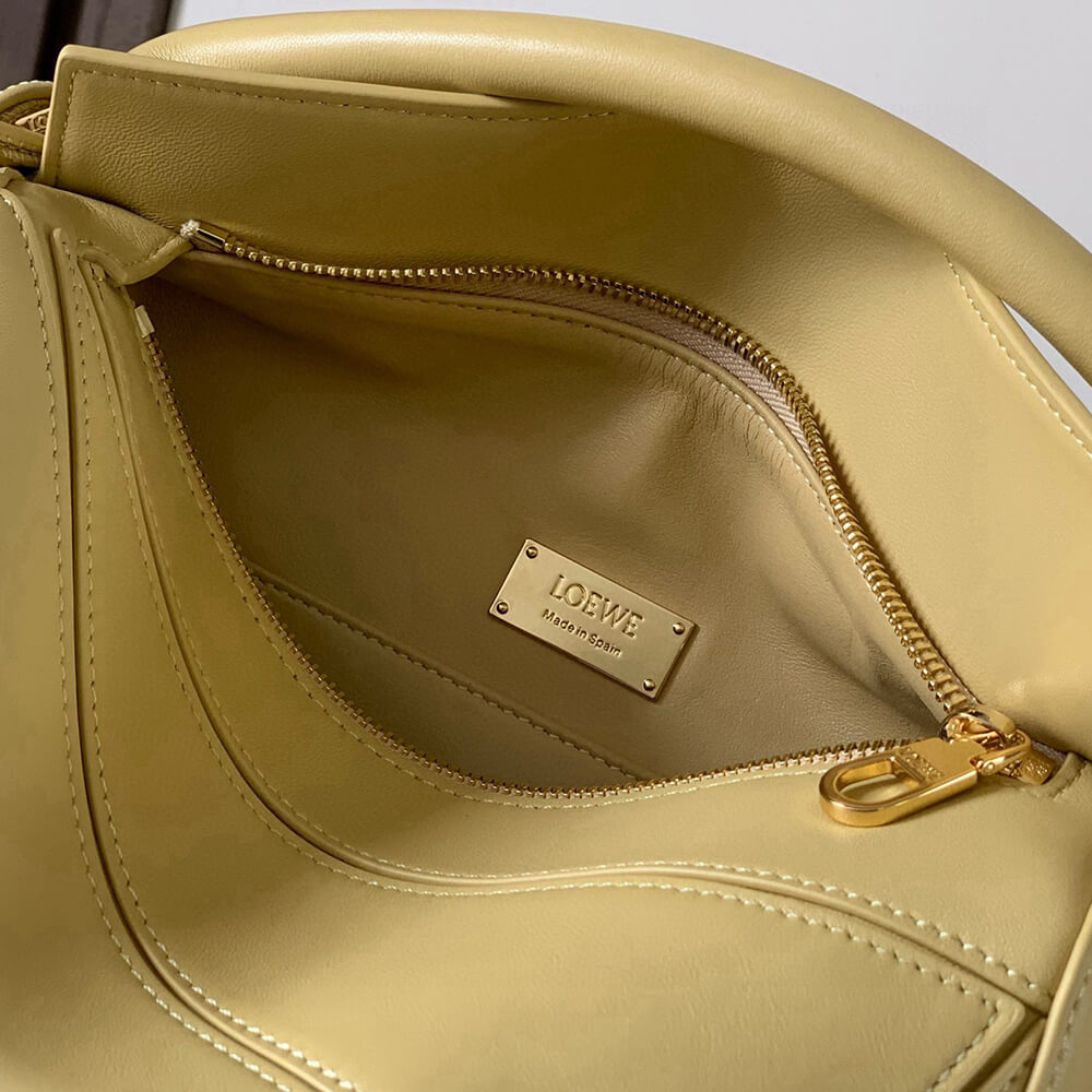 Loewe Small Featherlight Puzzle bag in nappa lambskin(HIGH-END GRADE)