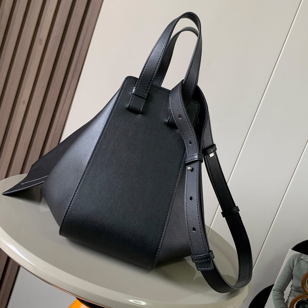 LOEWE Small Hammock bag in classic calfskin