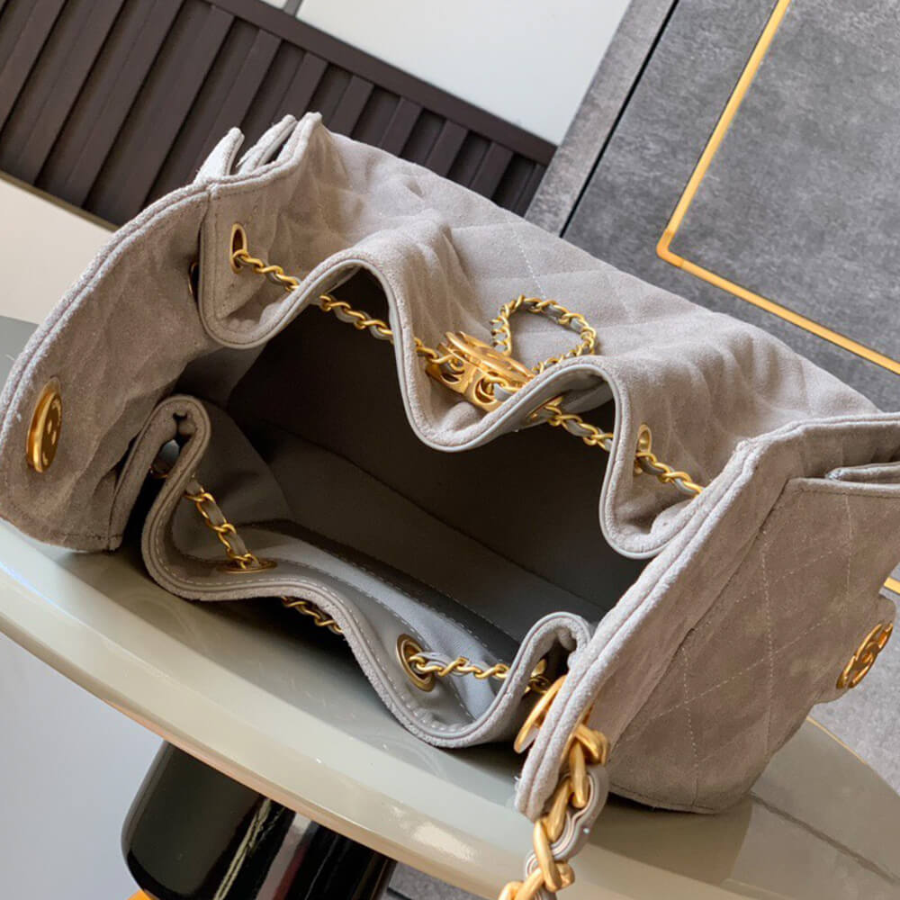 CHANEL 25 Small Handbag SUEDE(high-end grade)