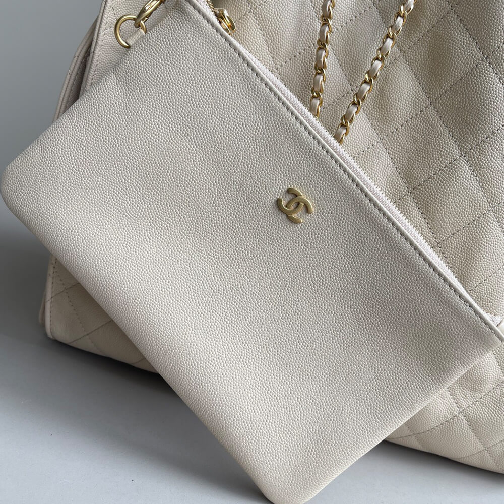 CHANEL 25 Medium Handbag(high-end grade)