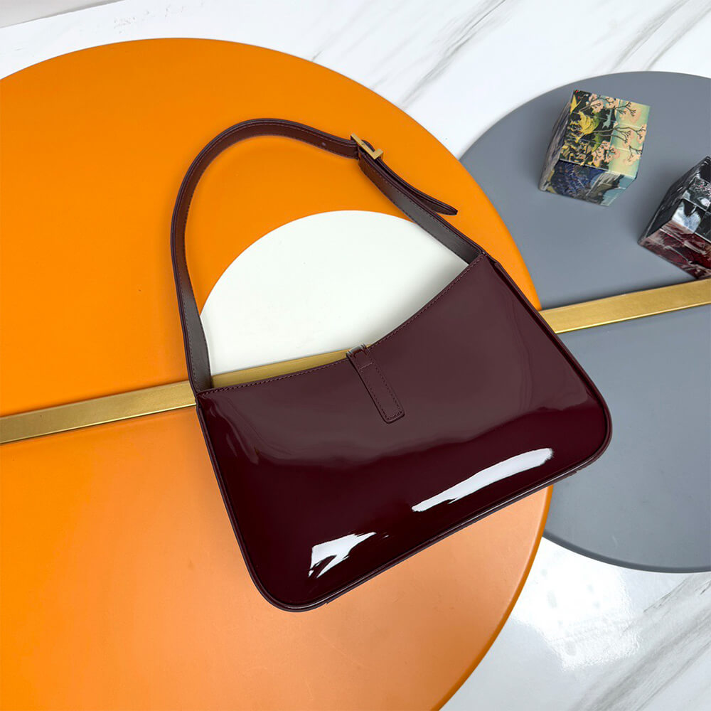 YSL le 5 a 7 in patent leather(high-end grade)