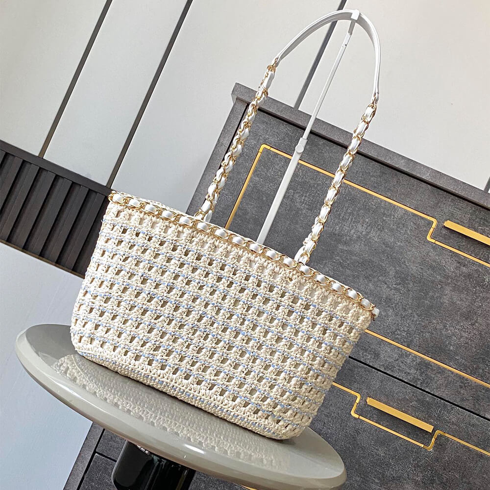 CHANEL Small Shopping Bag(high-end grade)