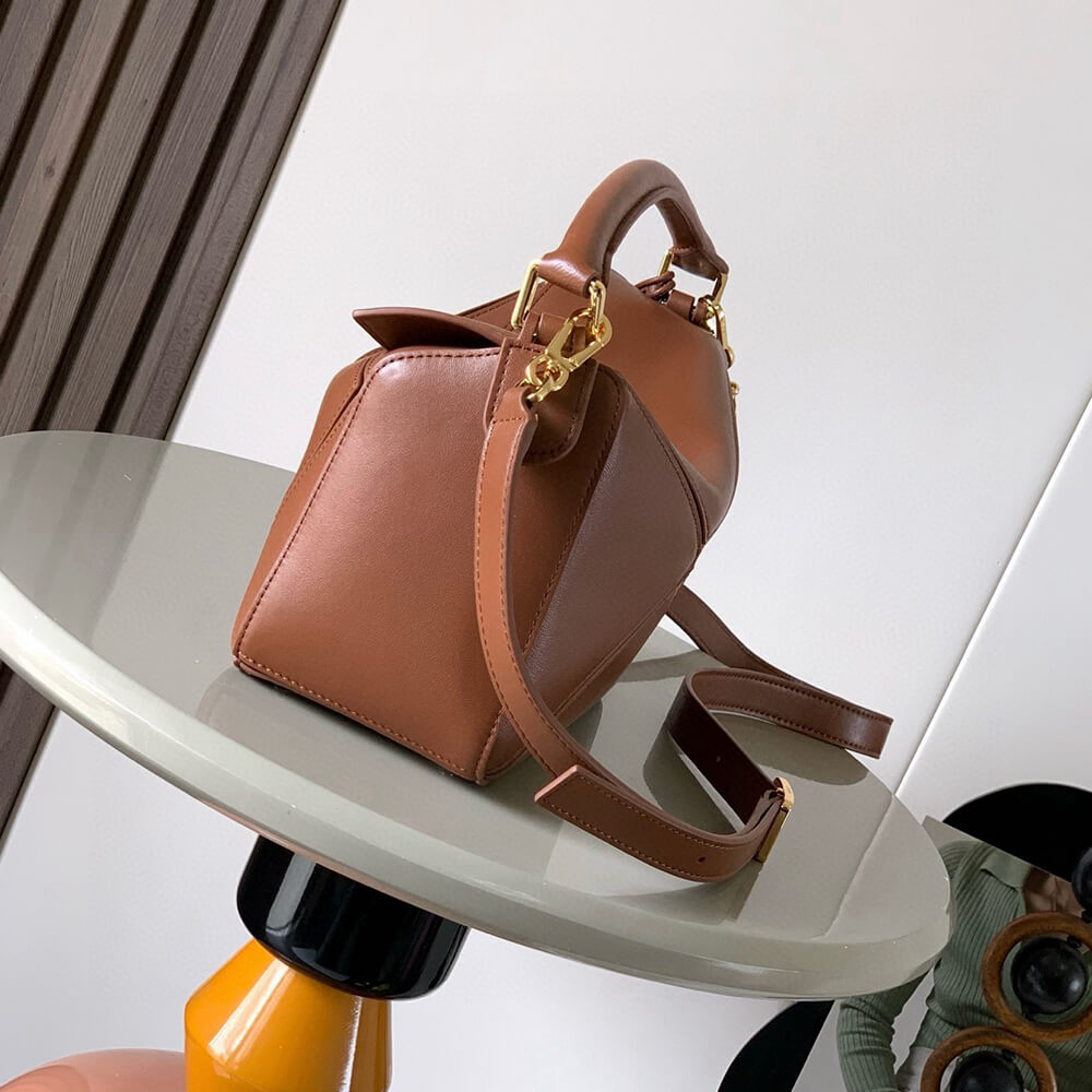 Loewe Small Featherlight Puzzle bag in nappa lambskin(HIGH-END GRADE)