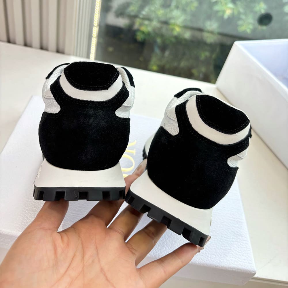 C est Dior Sneaker