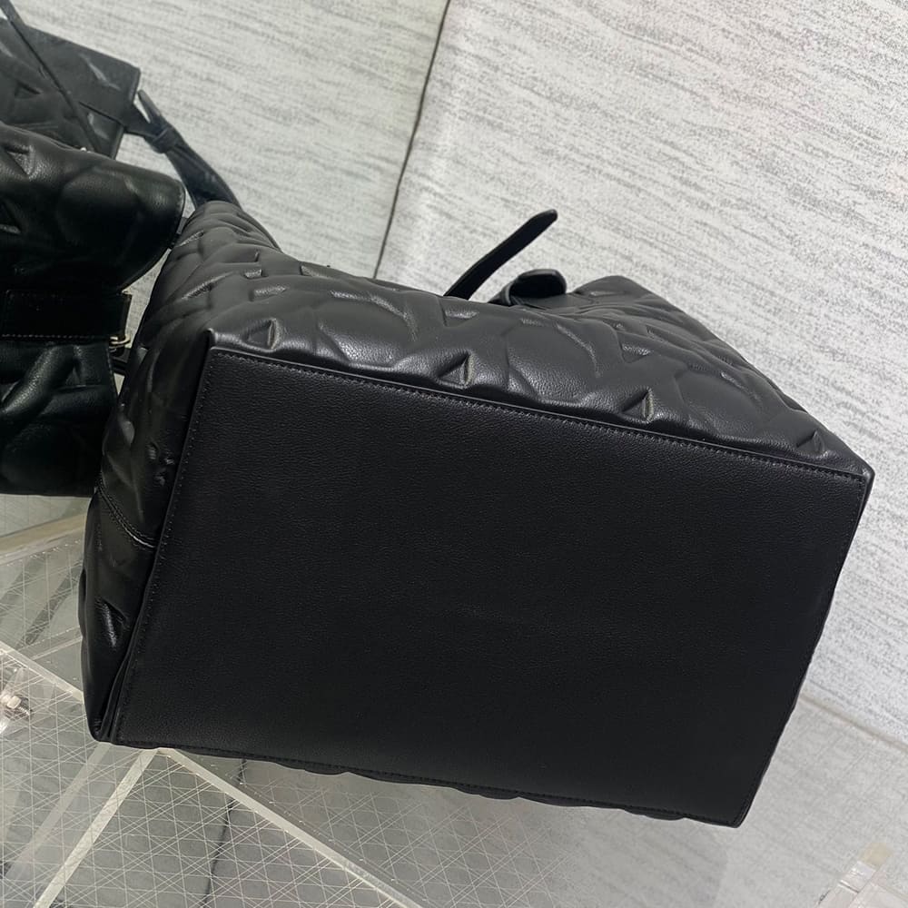 Medium Dior Toujours Bag