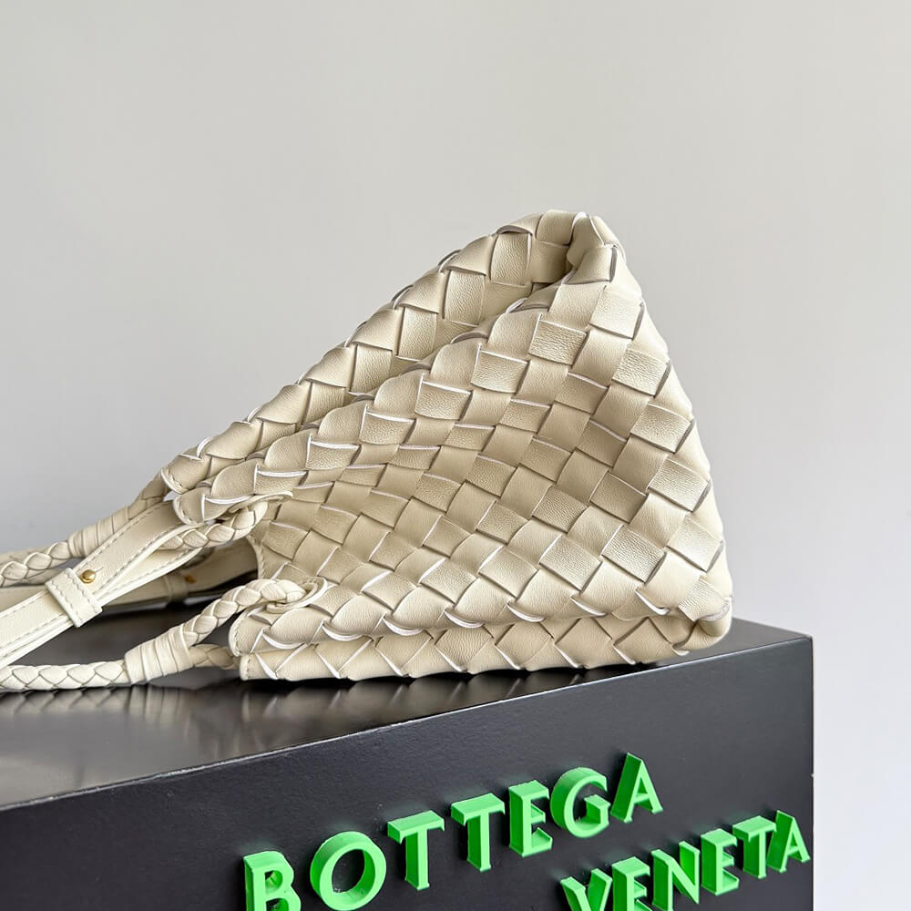 Bottega Veneta Medium Parachute(HIGH-END GRADE)