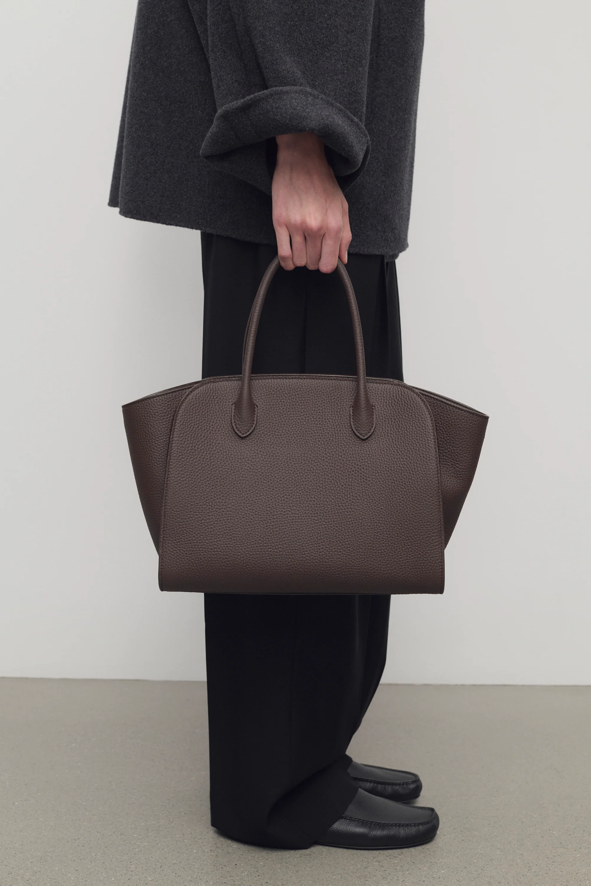 Marlo 12 Bag in Leather